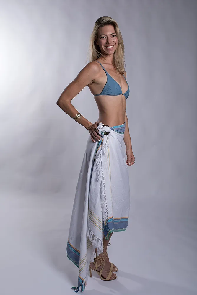 Kikoi Unisex Swimwear Cover-up (Tausi White, 100% Handmade, Imported from Kenya, African Kikoy)