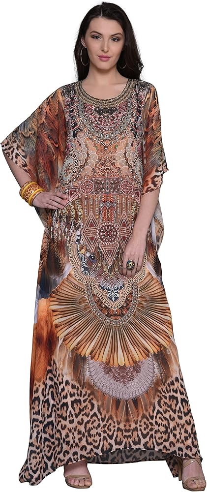 The reflaction of Art Ornamental Round Neck Kaftan