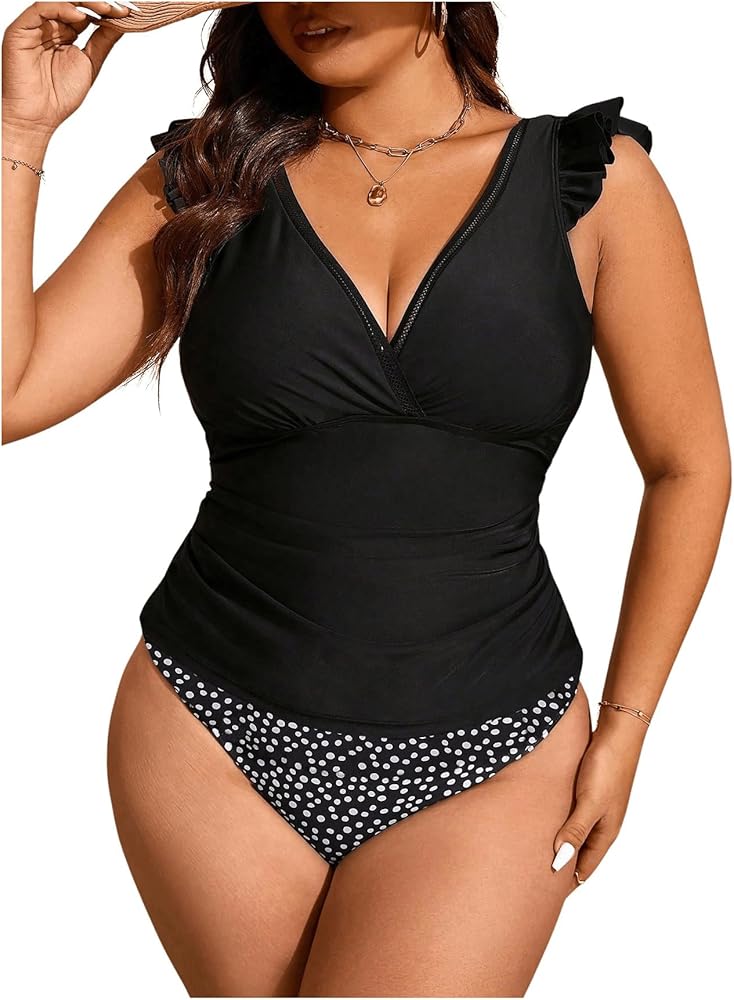 WDIRARA Women's Plus Size 2 Piece V Neck Ruffle Cap Sleeve Tankini Set with Polka Dots Bottom